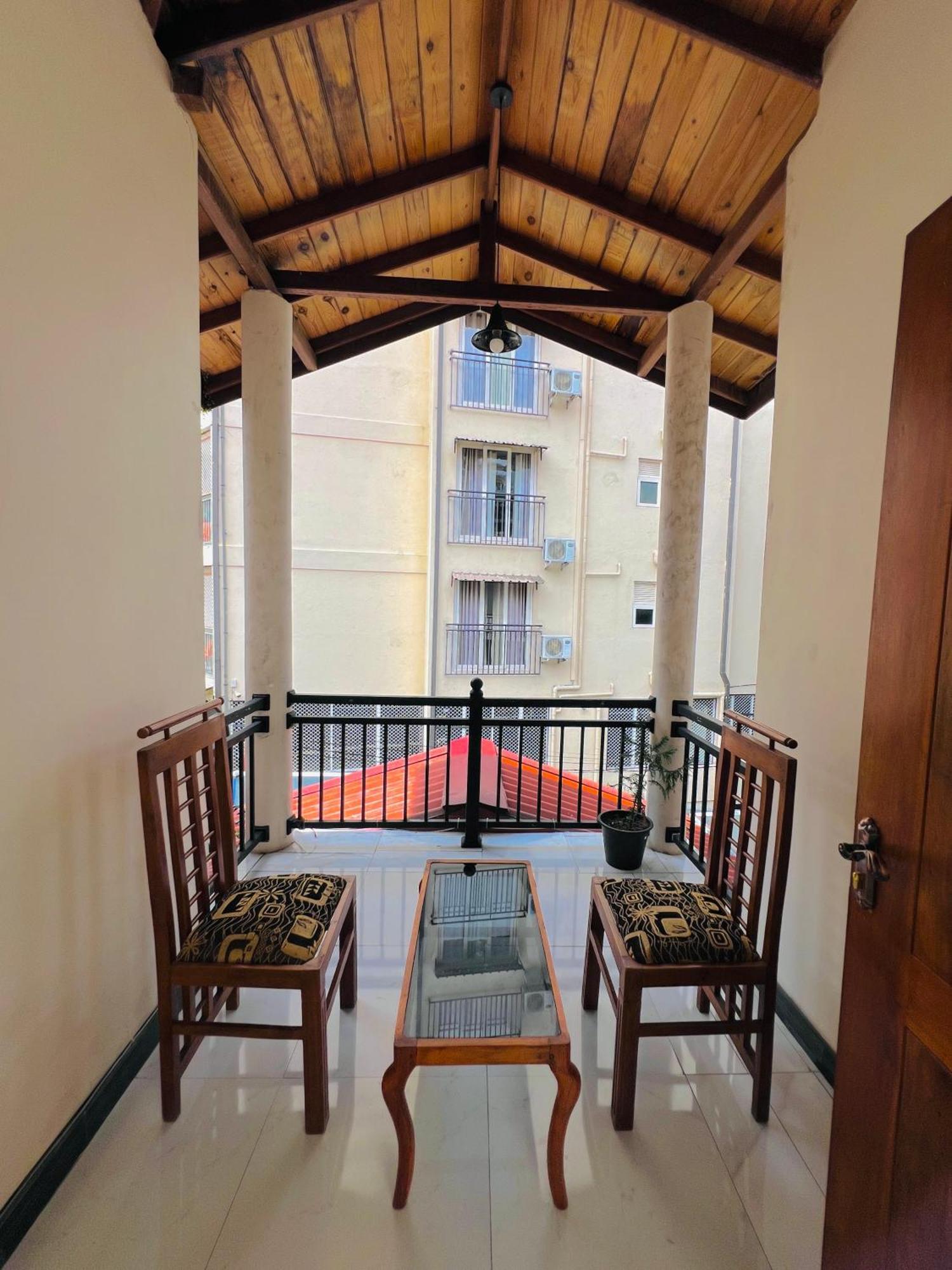 Malwaththa Mount Villa Kandy Exterior foto